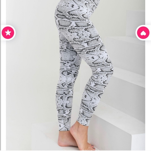 Booty By Brabants Snake Print Set OS NWOT